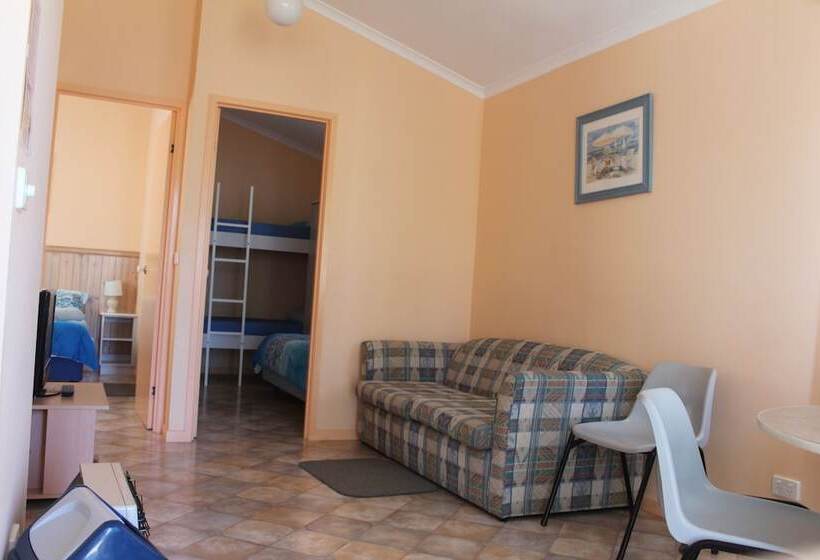 אתר נופש Regatta Point Holiday Park