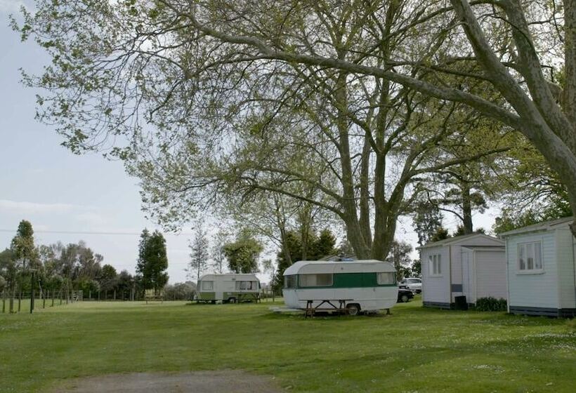 אתר נופש Te Aroha Holiday Park And Hot Pools