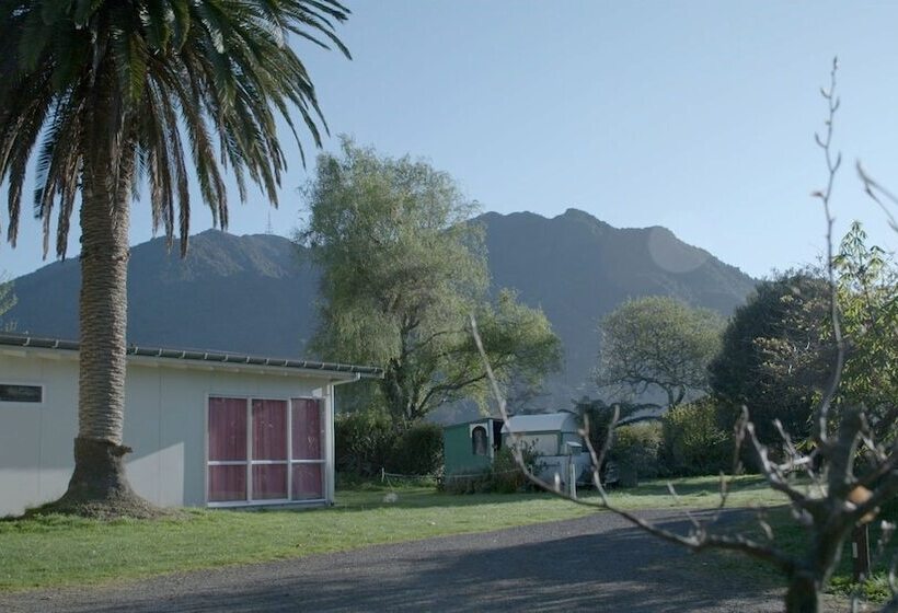 אתר נופש Te Aroha Holiday Park And Hot Pools