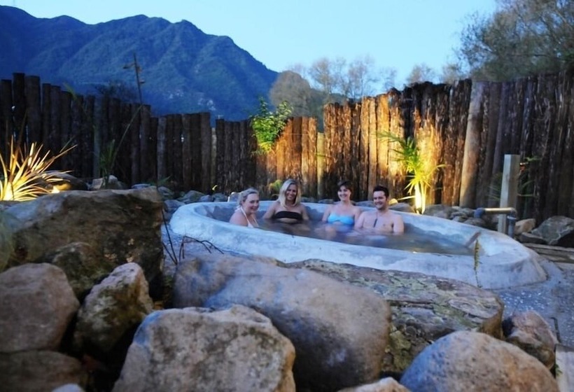 אתר נופש Te Aroha Holiday Park And Hot Pools