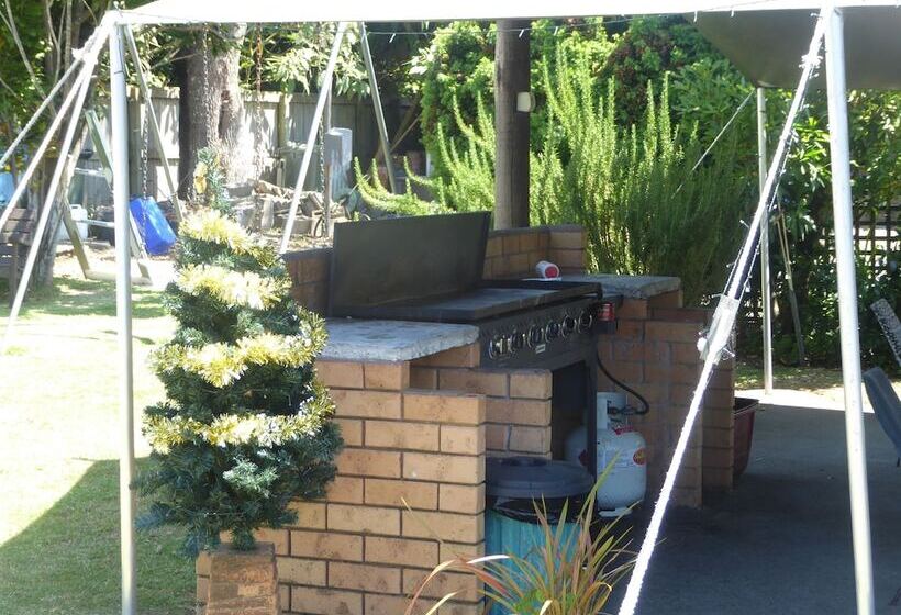 リゾートホテル Whangarei Falls Holiday Park