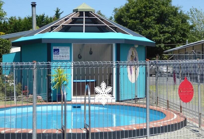 リゾートホテル Whangarei Falls Holiday Park