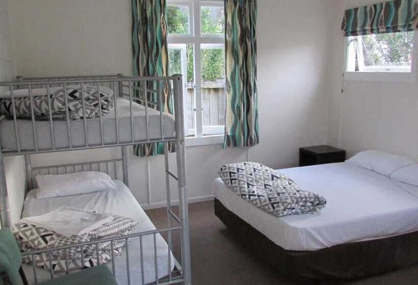 リゾートホテル Whangarei Falls Holiday Park