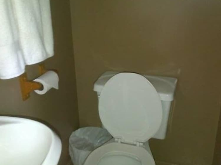 Riverside Park Motel And Campground