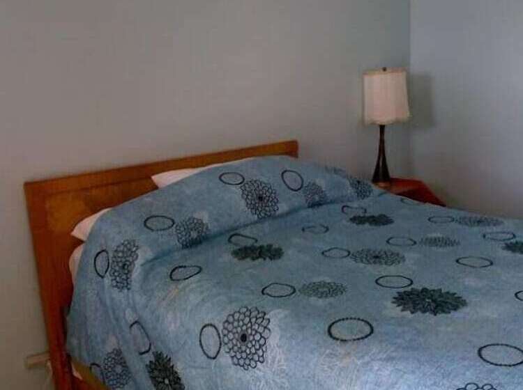 Riverside Park Motel And Campground