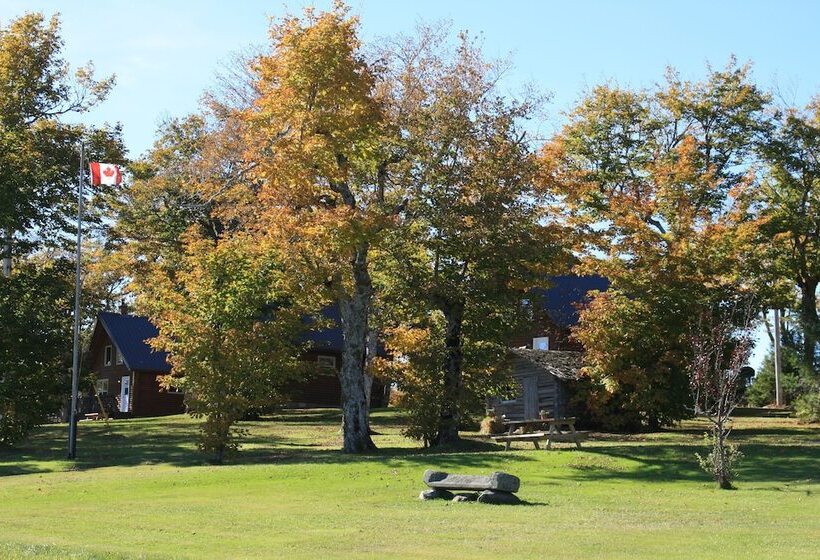 Smith Rock Chalets & Retreat