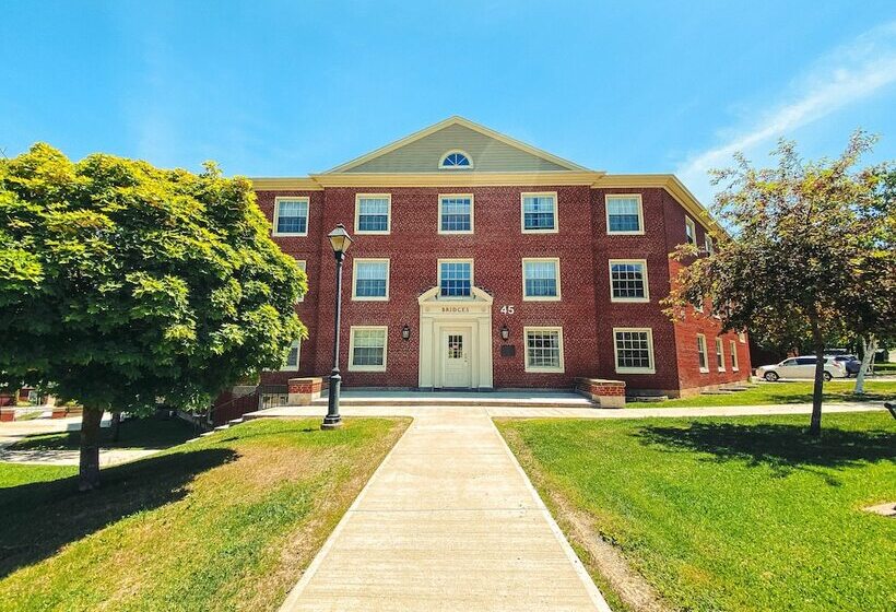 Unb Fredericton Summer Accommodations   Hostel
