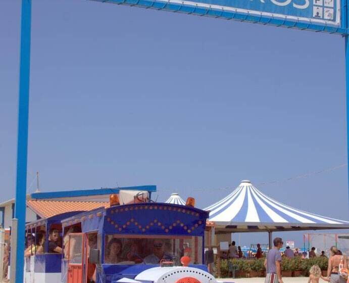 منتجع Villaggio Albatros