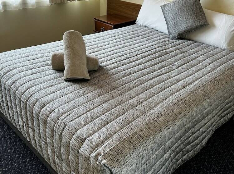 Y Motels Gympie