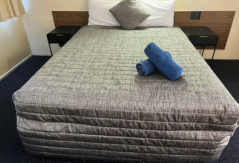Y Motels Gympie