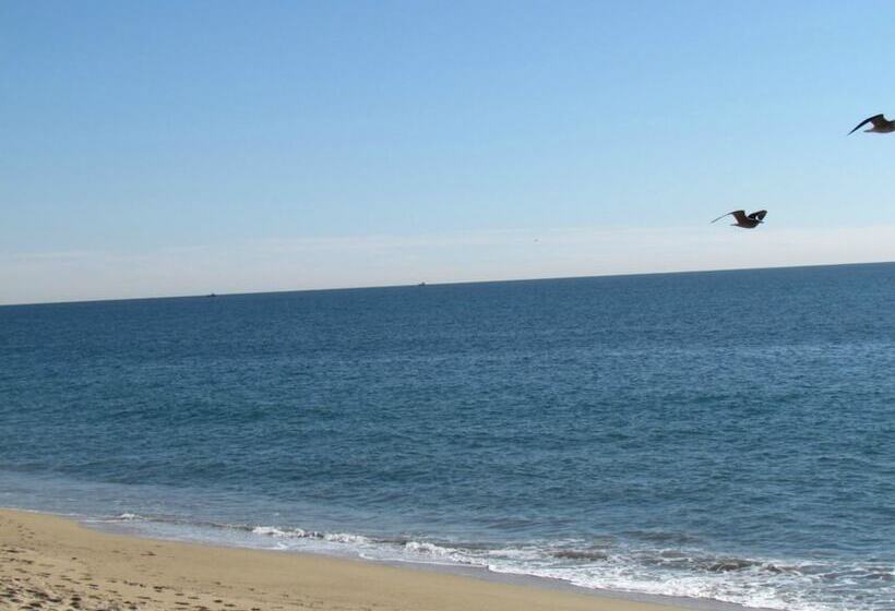 3 Bedroom Duplex With Ocean View