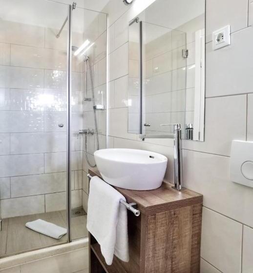 הוסטל Boutique Hotel Alegria