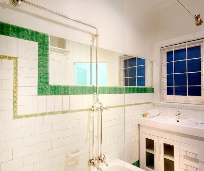 הוסטל Como Court Budget Accommodation