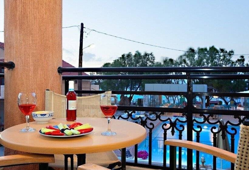 Alkionides Seaside Apartments