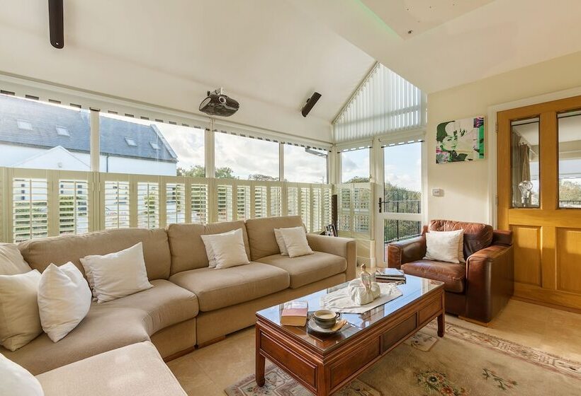 ベッドアンドブレックファースト Dun Ard