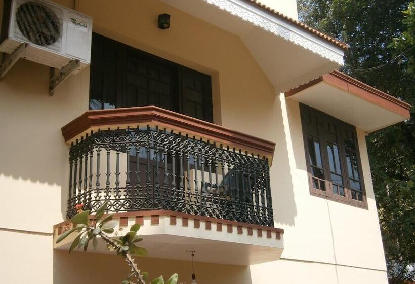 住宿加早餐  Lazar Residency Homestay