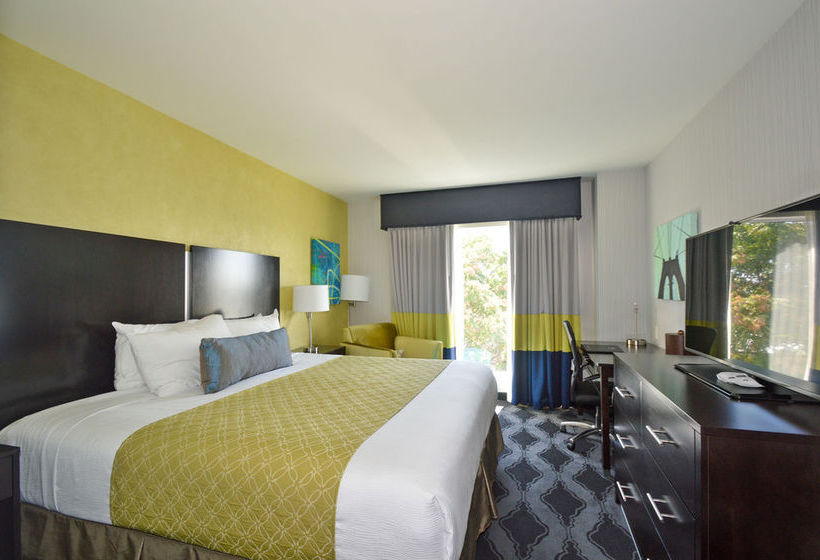 Best Western Plus Laguardia Airport Hotel Queens
