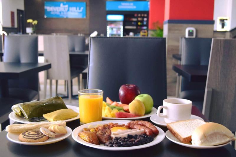 Beverly Hills: Hotel And Business