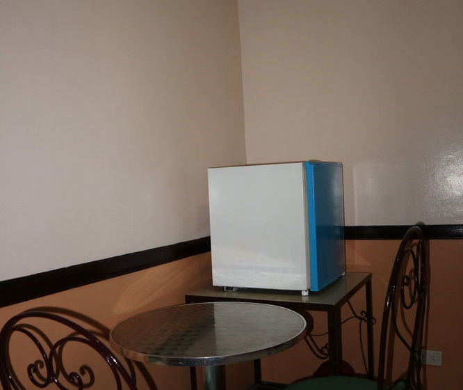 فندق Zen Rooms Cool Breeze Tagaytay