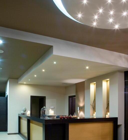 Domotel Neve Mountain Resort