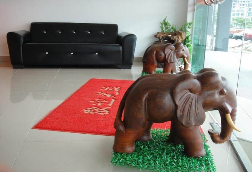 1 Hotel Mahkota Cheras