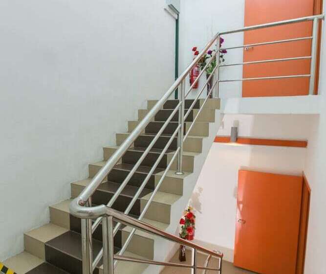 1 Hotel Mahkota Cheras