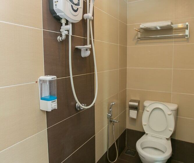 1 Hotel Mahkota Cheras