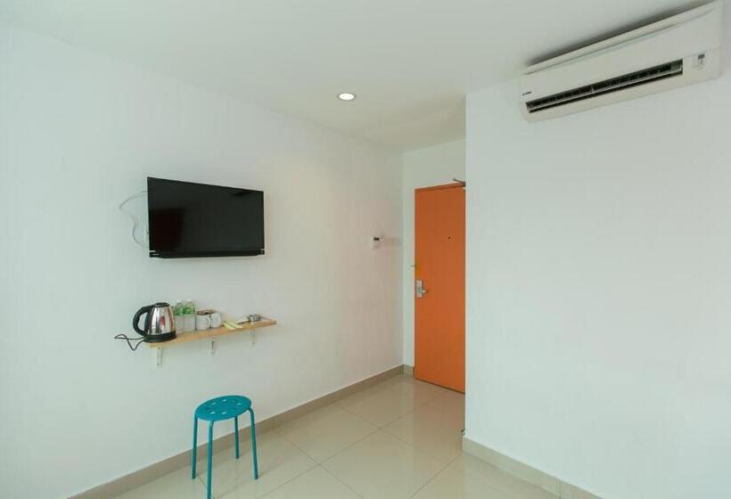 1 Hotel Mahkota Cheras