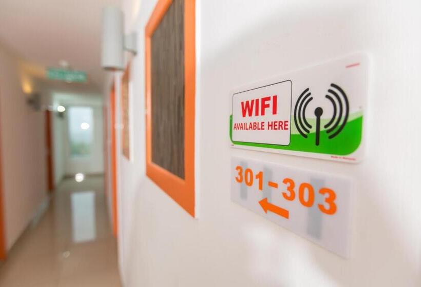 1 Hotel Mahkota Cheras