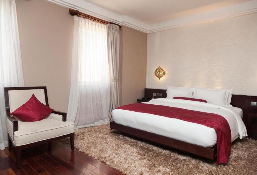 בית מלון כפרי Arunreas