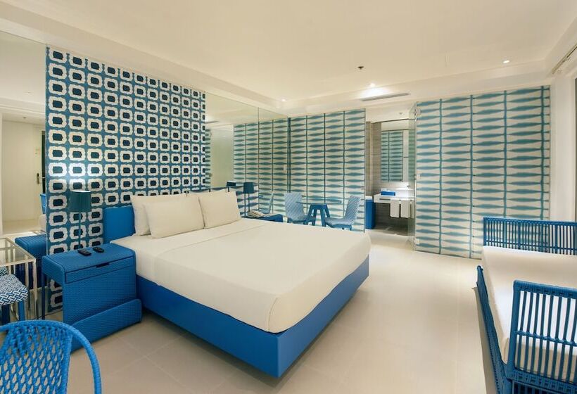 Hotel Astoria Current