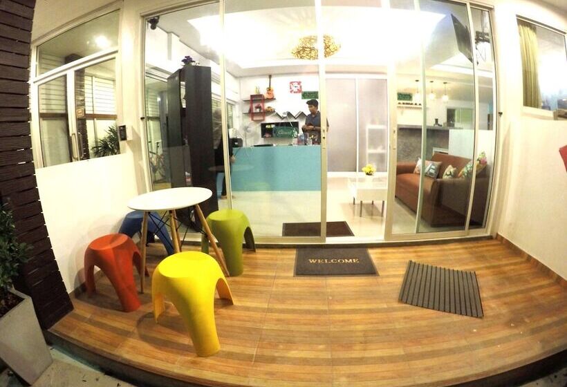 בית מלון כפרי 7q Patong