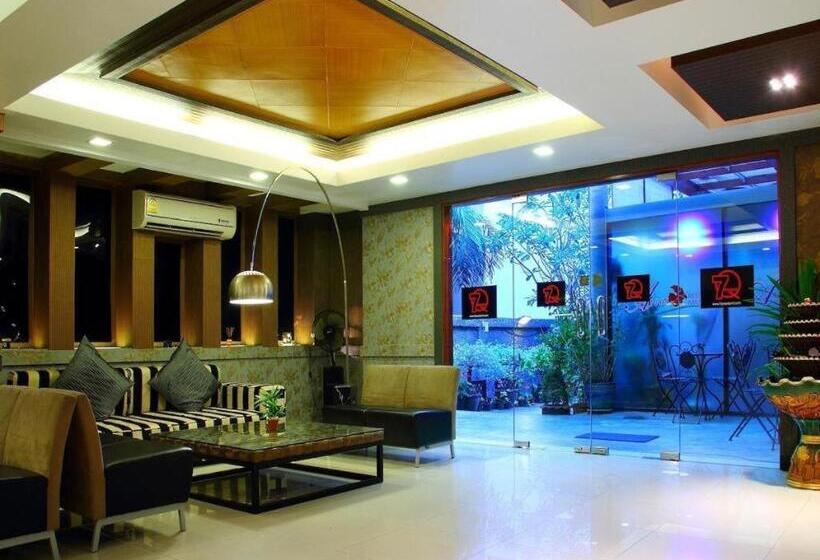 בית מלון כפרי 7q Patong