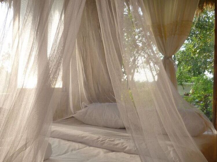 Отель Ban Bang Home Resort