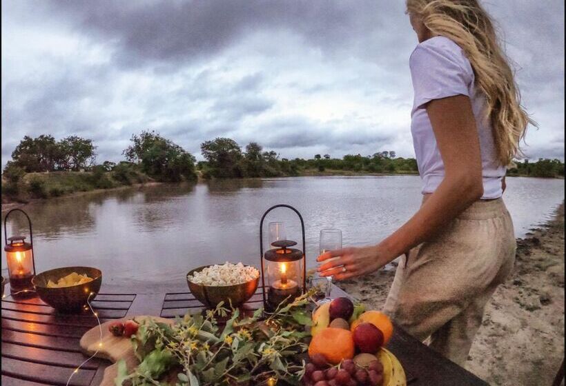 酒店 Baobab Ridge Private Lodge