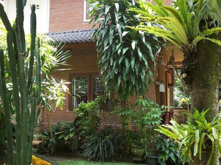 בית מלון כפרי Ben S Homestay