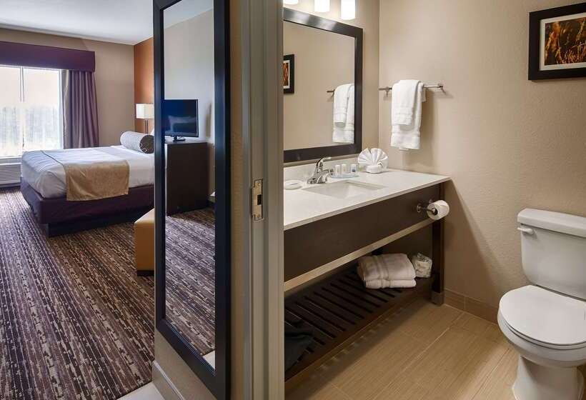 فندق Best Western Plus Elmendorf