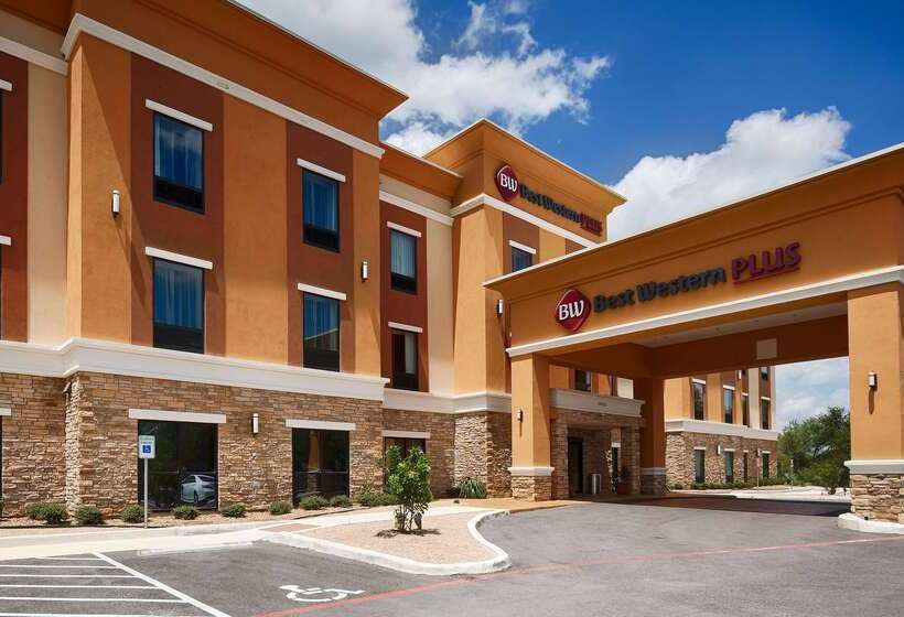 فندق Best Western Plus Elmendorf