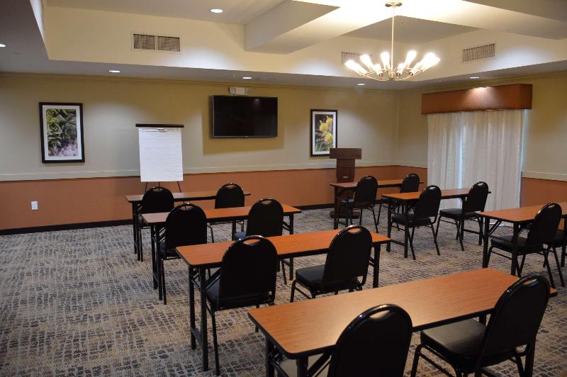 فندق Best Western Plus Elmendorf