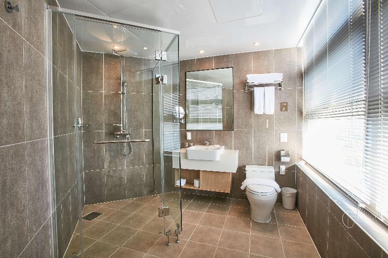 فندق Best Western Plus Elmendorf