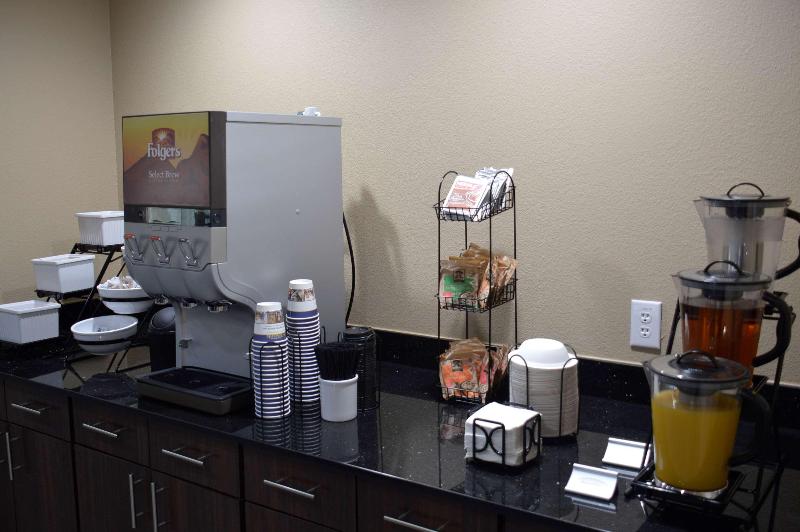 فندق Best Western Plus Elmendorf