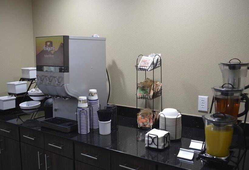 فندق Best Western Plus Elmendorf