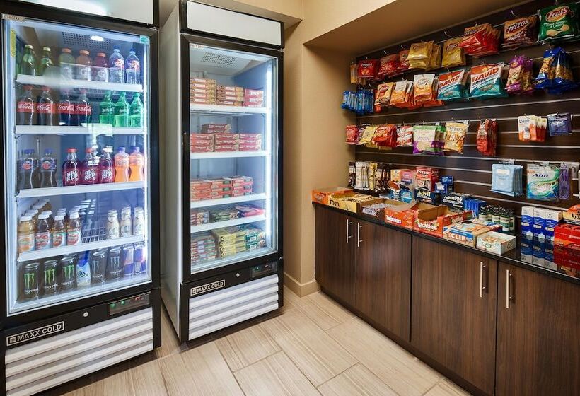 فندق Best Western Plus Elmendorf