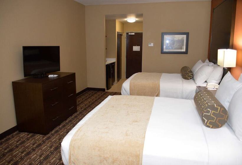 فندق Best Western Plus Elmendorf