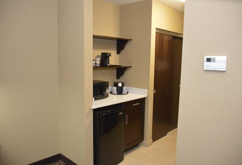 فندق Best Western Plus Elmendorf