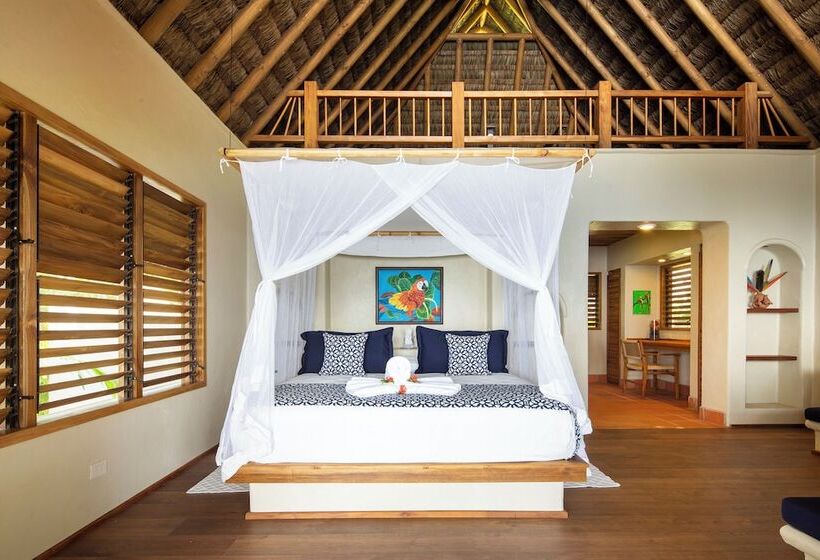 هتل Bosque Del Cabo Rain Forest Lodge