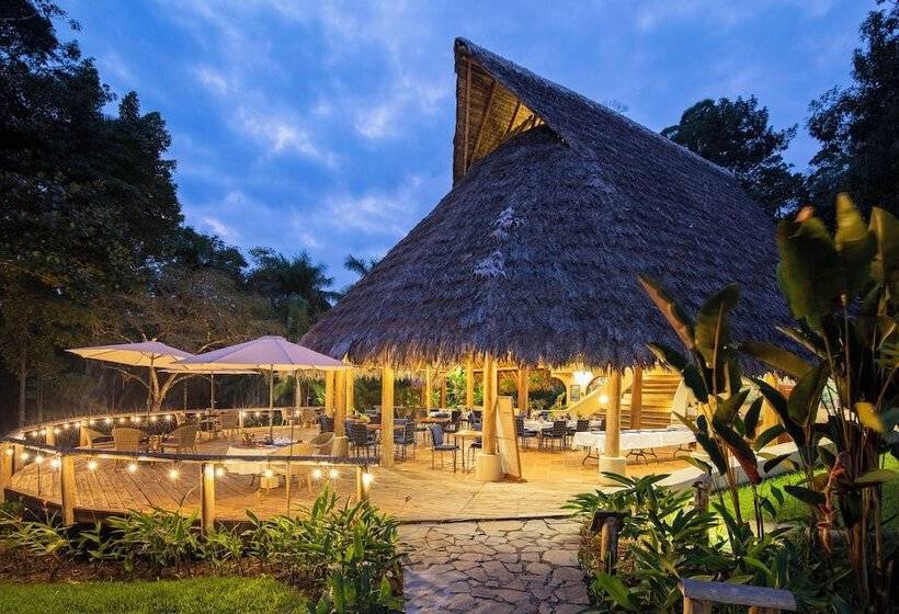 هتل Bosque Del Cabo Rain Forest Lodge