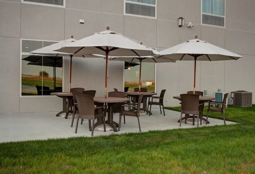 Cobblestone Hotel And Suites   Jefferson