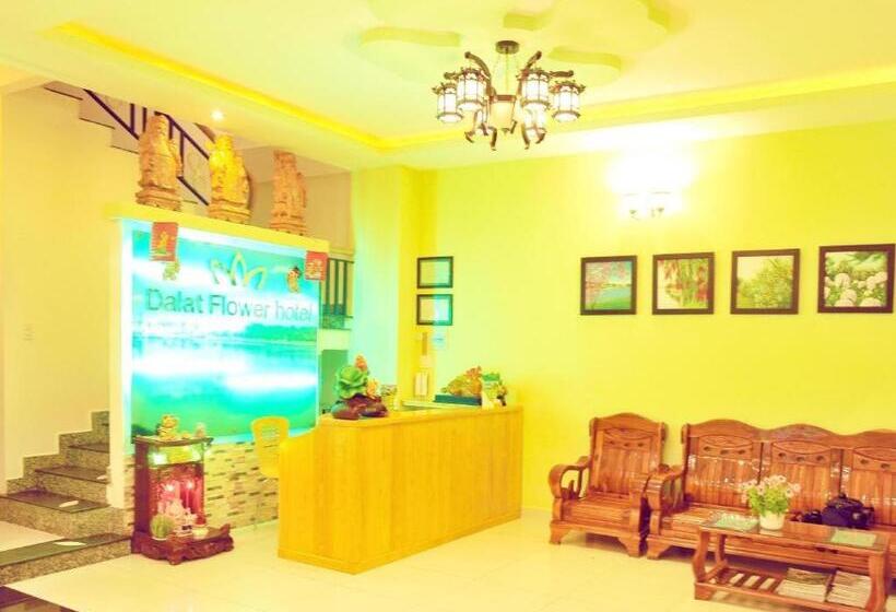 هتل Dalat Flower