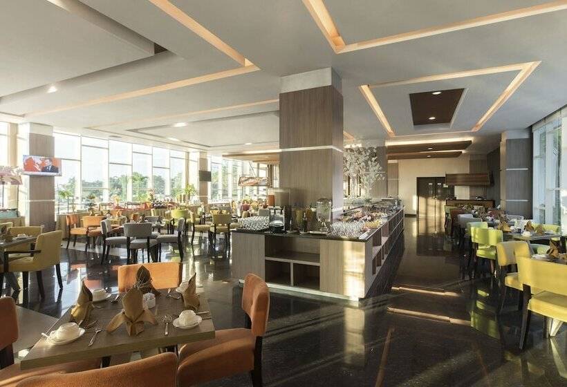 ホテル Dalton Makassar